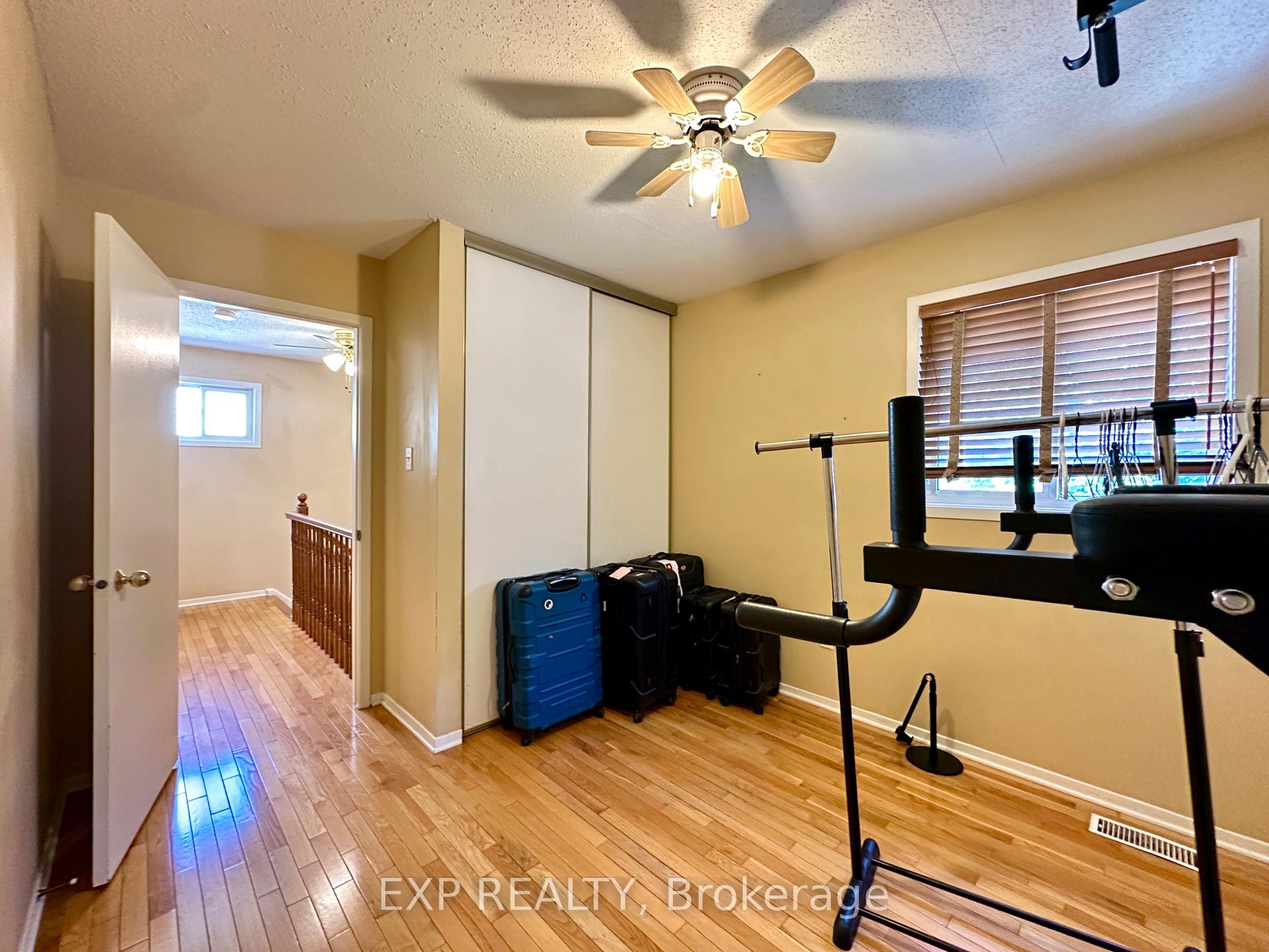 Photo 21 of 35 Barra Avenue, Ottawa, Kanata - Glencairn/Hazeldean — HOMEH