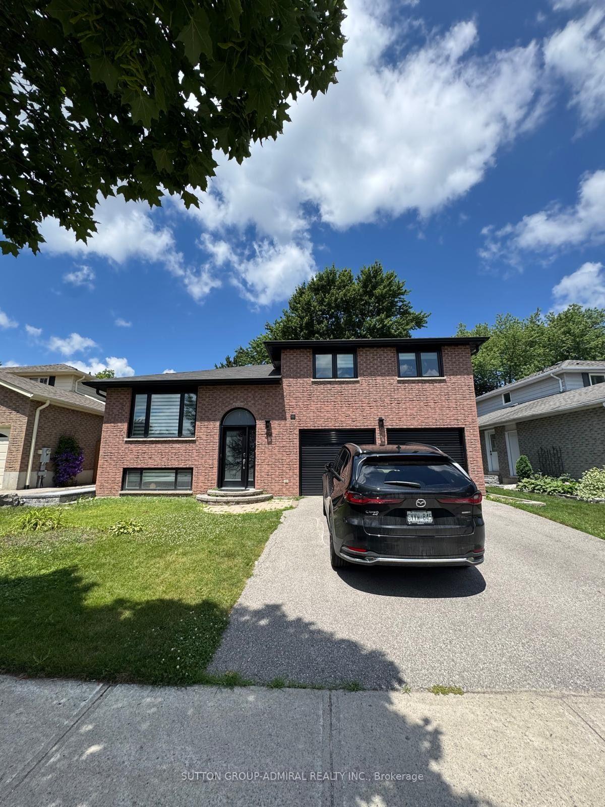 Photo 1 of Unit (Basement), 39 Crown Crescent, Bradford West Gwillimbury, Bradford — HOMEH