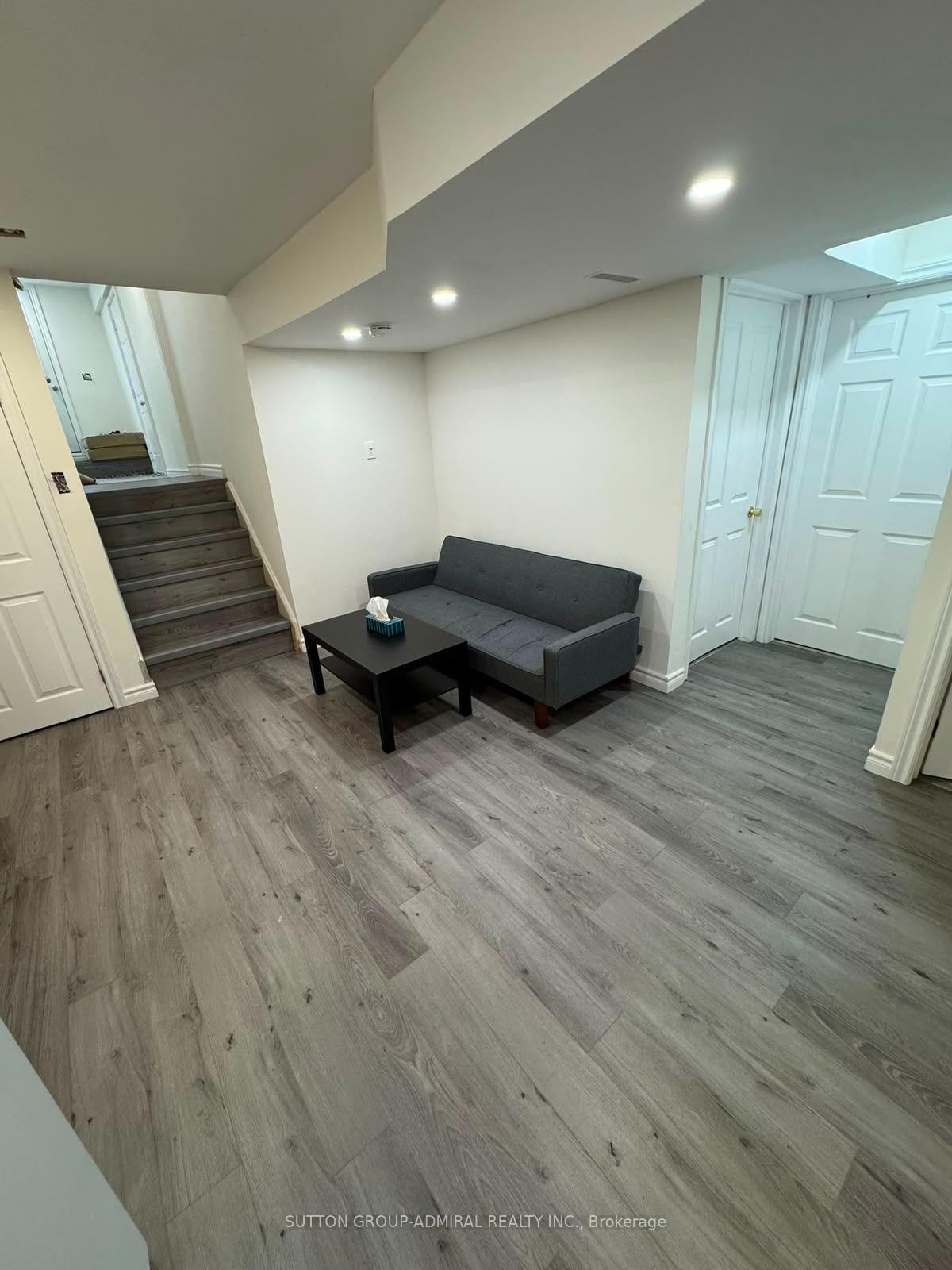 Photo 10 of Unit (Basement), 39 Crown Crescent, Bradford West Gwillimbury, Bradford — HOMEH