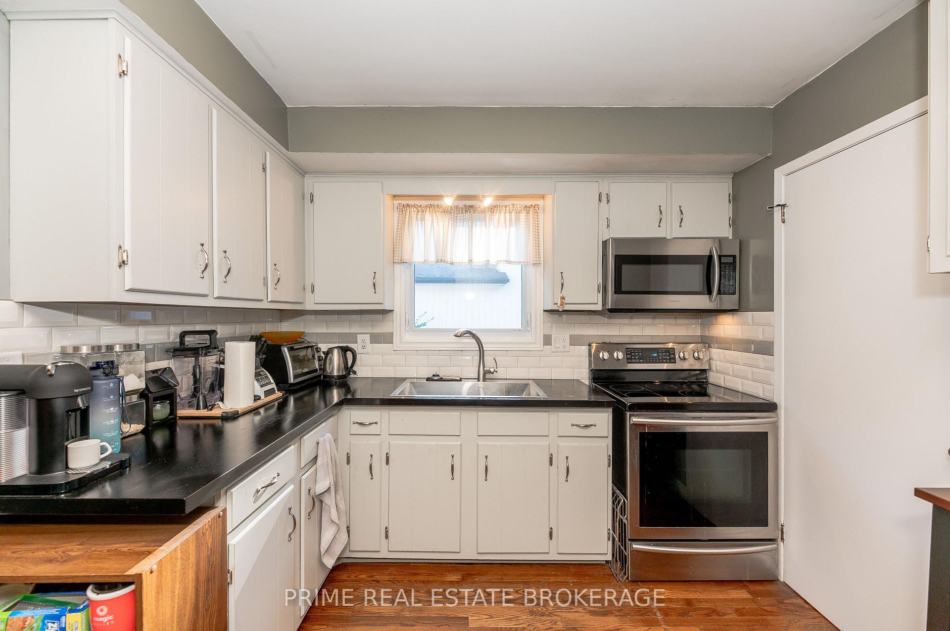 Photo 8 of 88 Hawthorne Road, London, North P — HOMEH