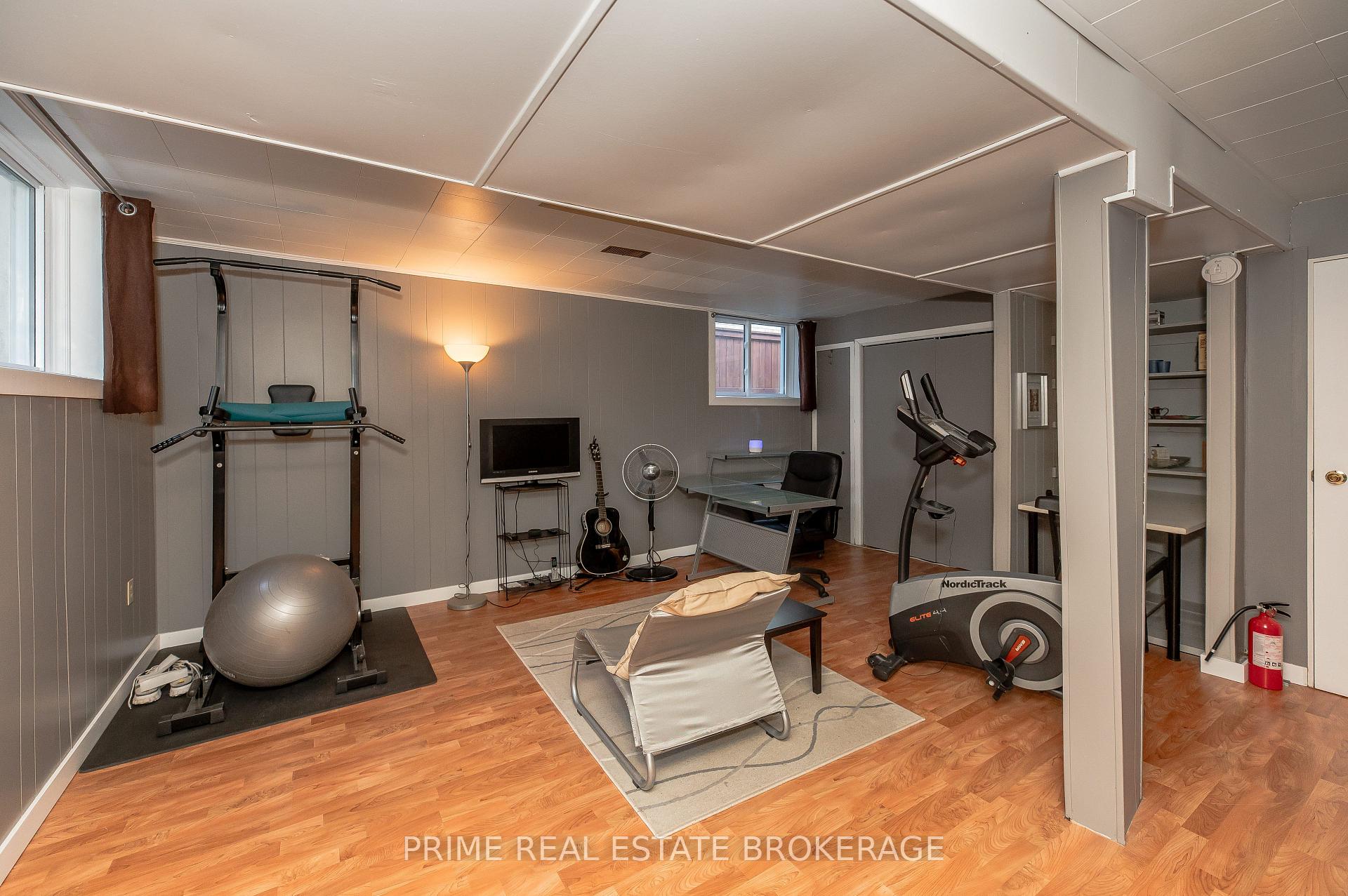 Photo 15 of 88 Hawthorne Road, London, North P — HOMEH