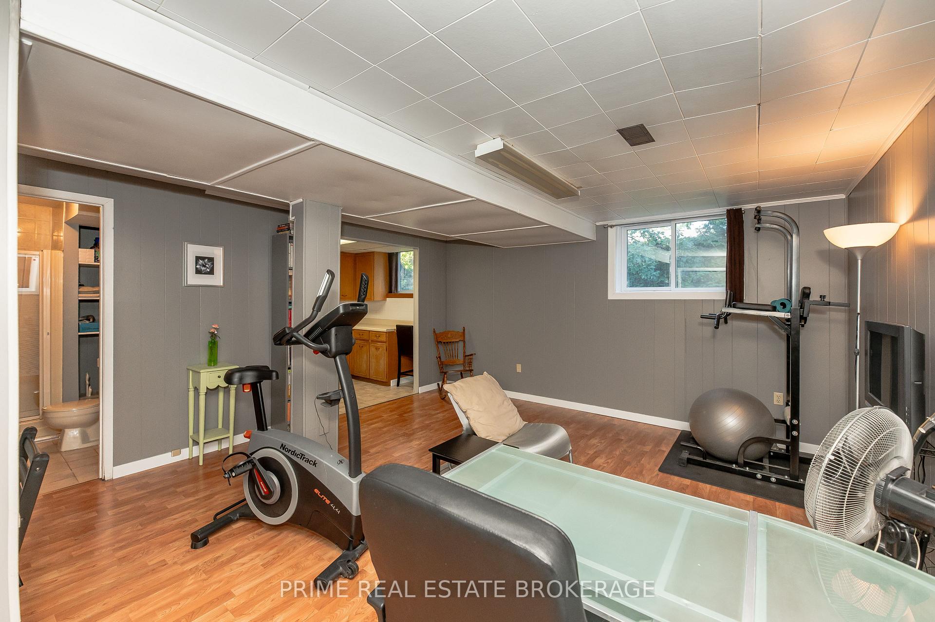 Photo 17 of 88 Hawthorne Road, London, North P — HOMEH