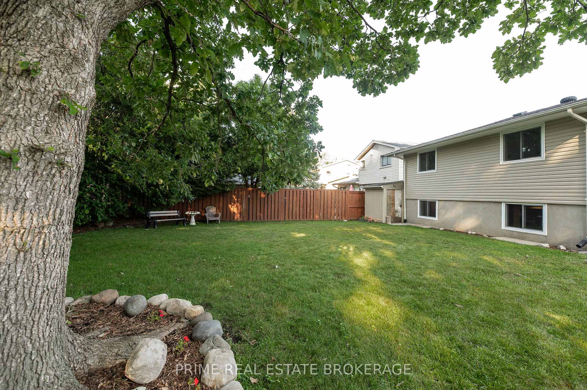 Photo 27 of 88 Hawthorne Road, London, North P — HOMEH