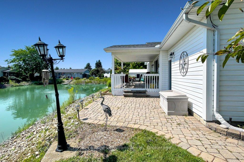 Photo 6 of 16 Atlantic Avenue, Wasaga Beach — HOMEH