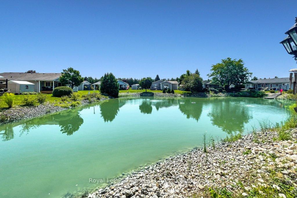 Photo 8 of 16 Atlantic Avenue, Wasaga Beach — HOMEH