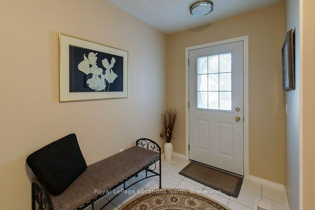 Photo 14 of 16 Atlantic Avenue, Wasaga Beach — HOMEH