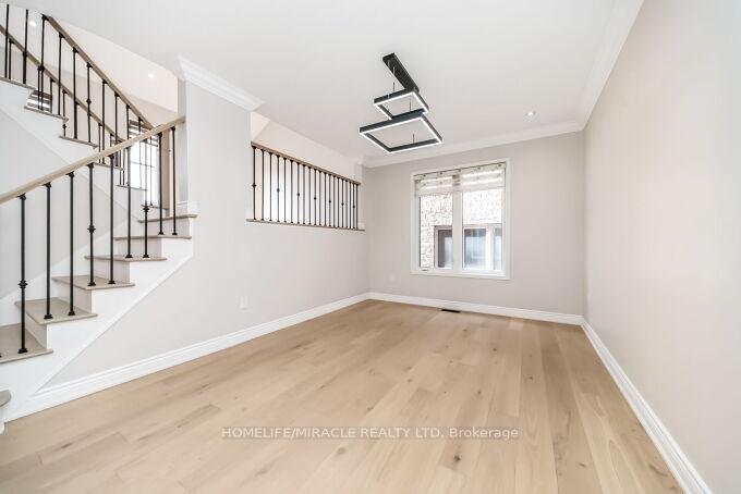 Photo 8 of 327 Pringle Avenue, Milton, Scott — HOMEH