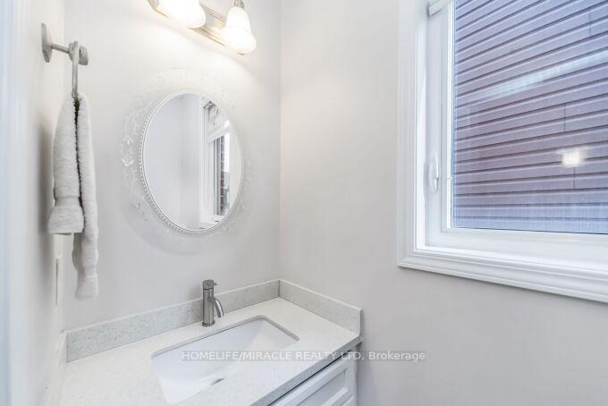 Photo 18 of 327 Pringle Avenue, Milton, Scott — HOMEH