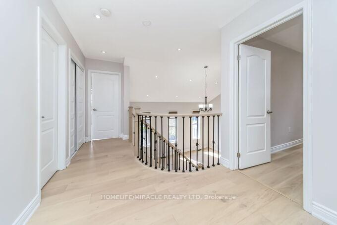 Photo 26 of 327 Pringle Avenue, Milton, Scott — HOMEH