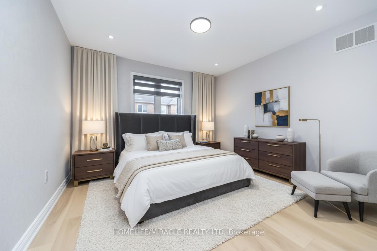 Photo 34 of 327 Pringle Avenue, Milton, Scott — HOMEH