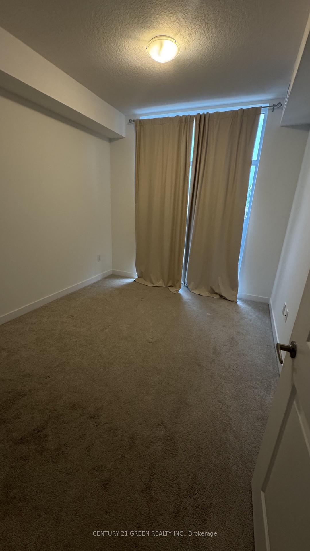 Photo 8 of Unit 214, 460 Dundas Street E, Hamilton, Waterdown — HOMEH