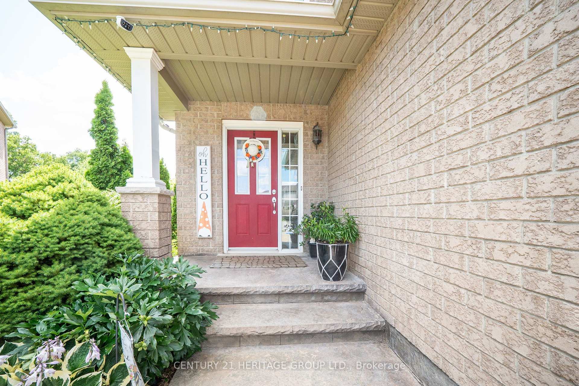 Photo 3 of 120 Yates Avenue, Cambridge, Little's Corners — HOMEH