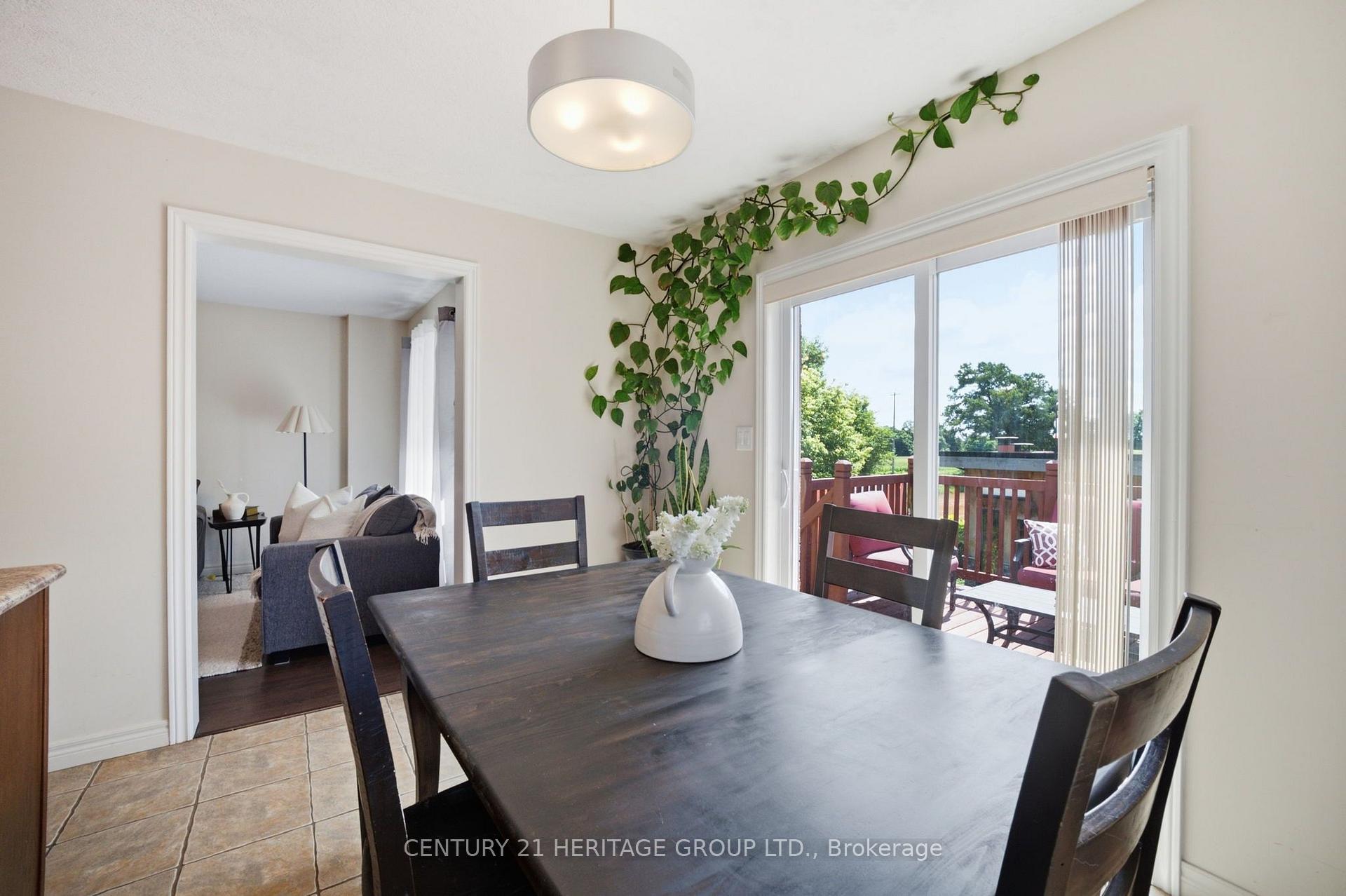 Photo 15 of 120 Yates Avenue, Cambridge, Little's Corners — HOMEH