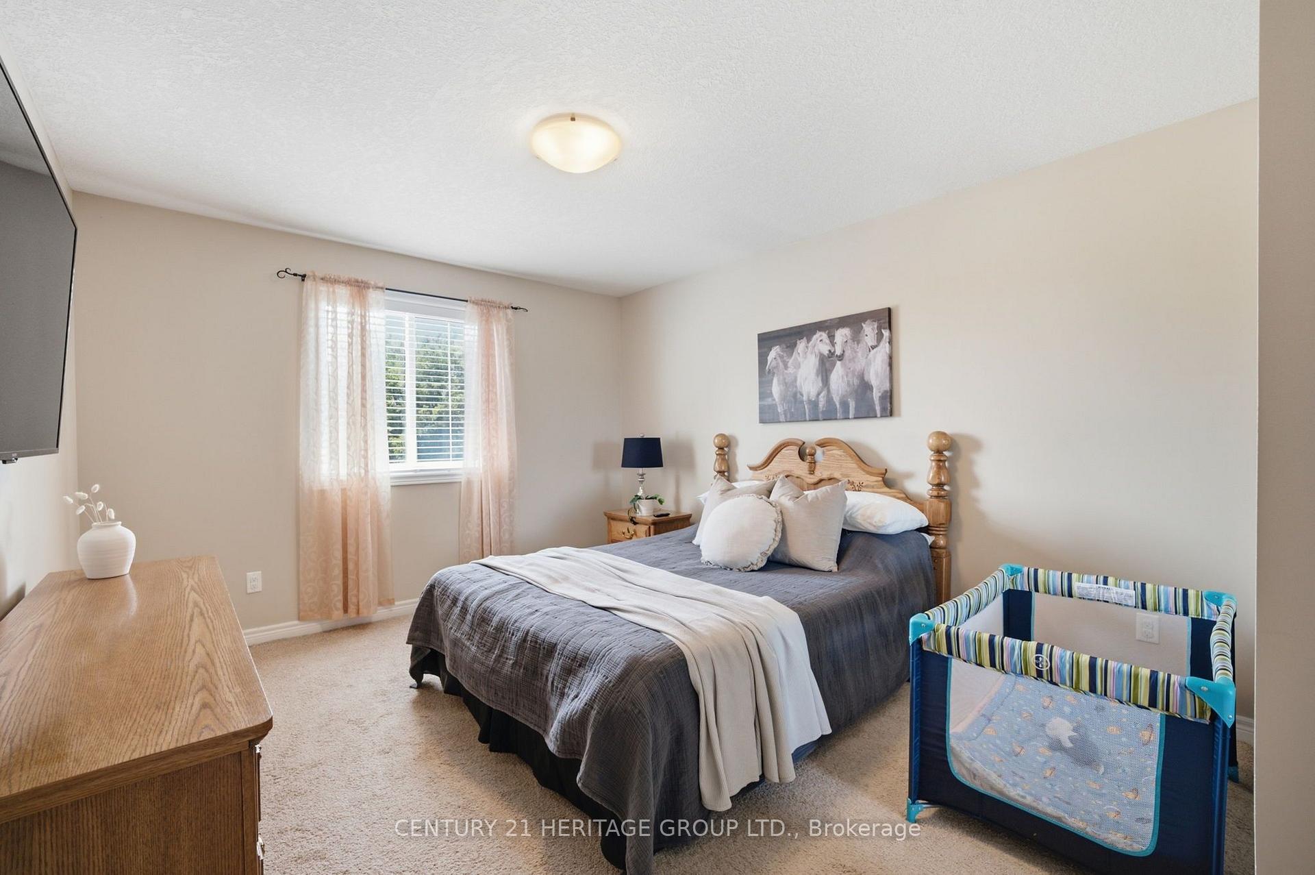Photo 24 of 120 Yates Avenue, Cambridge, Little's Corners — HOMEH
