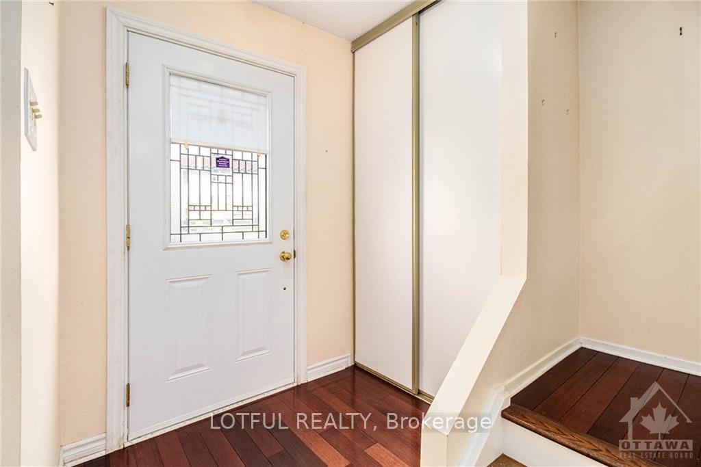 Photo 3 of Unit A, 75 Dalehurst Drive, Ottawa, Tanglewood — HOMEH