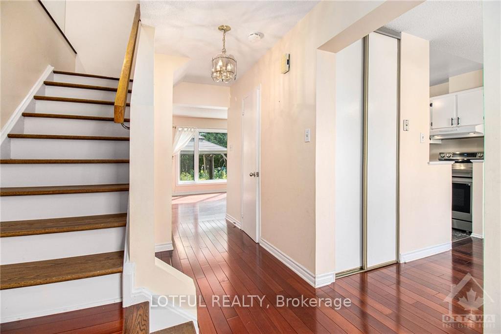 Photo 4 of Unit A, 75 Dalehurst Drive, Ottawa, Tanglewood — HOMEH