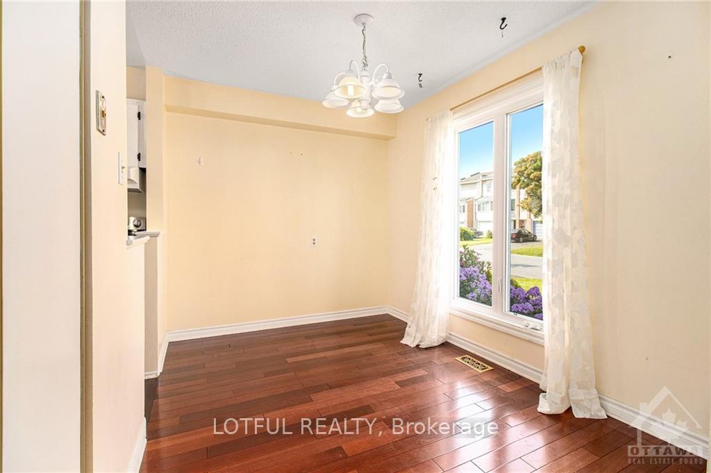 Photo 5 of Unit A, 75 Dalehurst Drive, Ottawa, Tanglewood — HOMEH