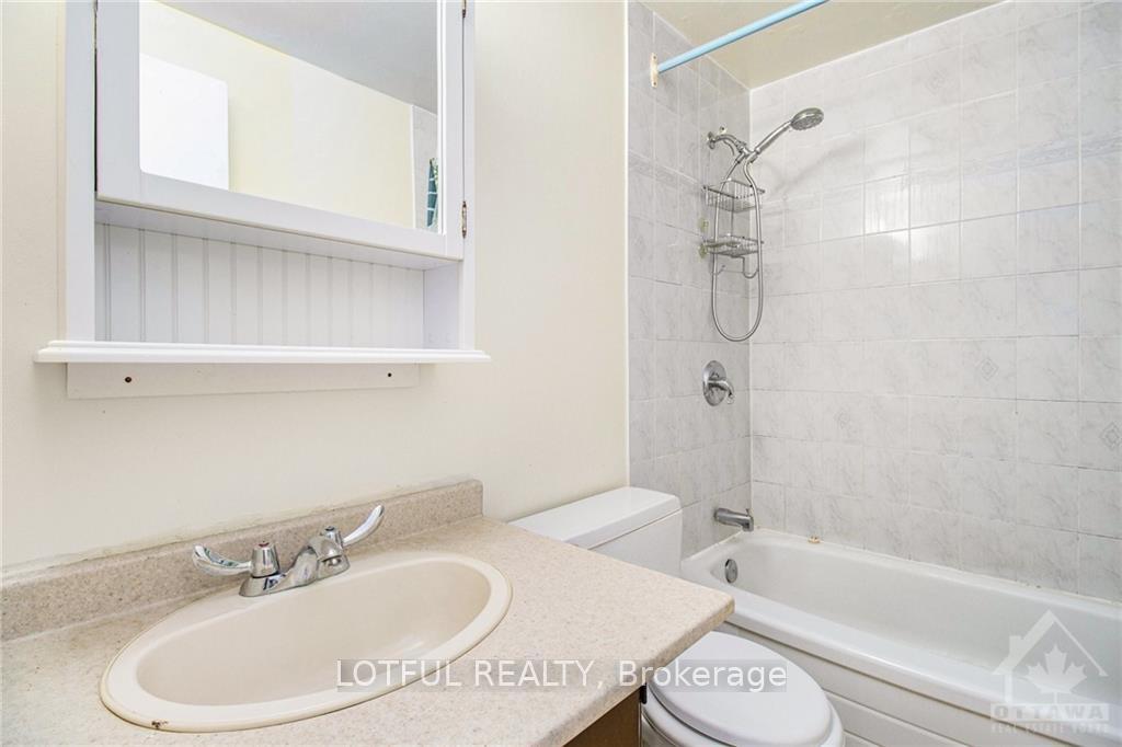 Photo 15 of Unit A, 75 Dalehurst Drive, Ottawa, Tanglewood — HOMEH