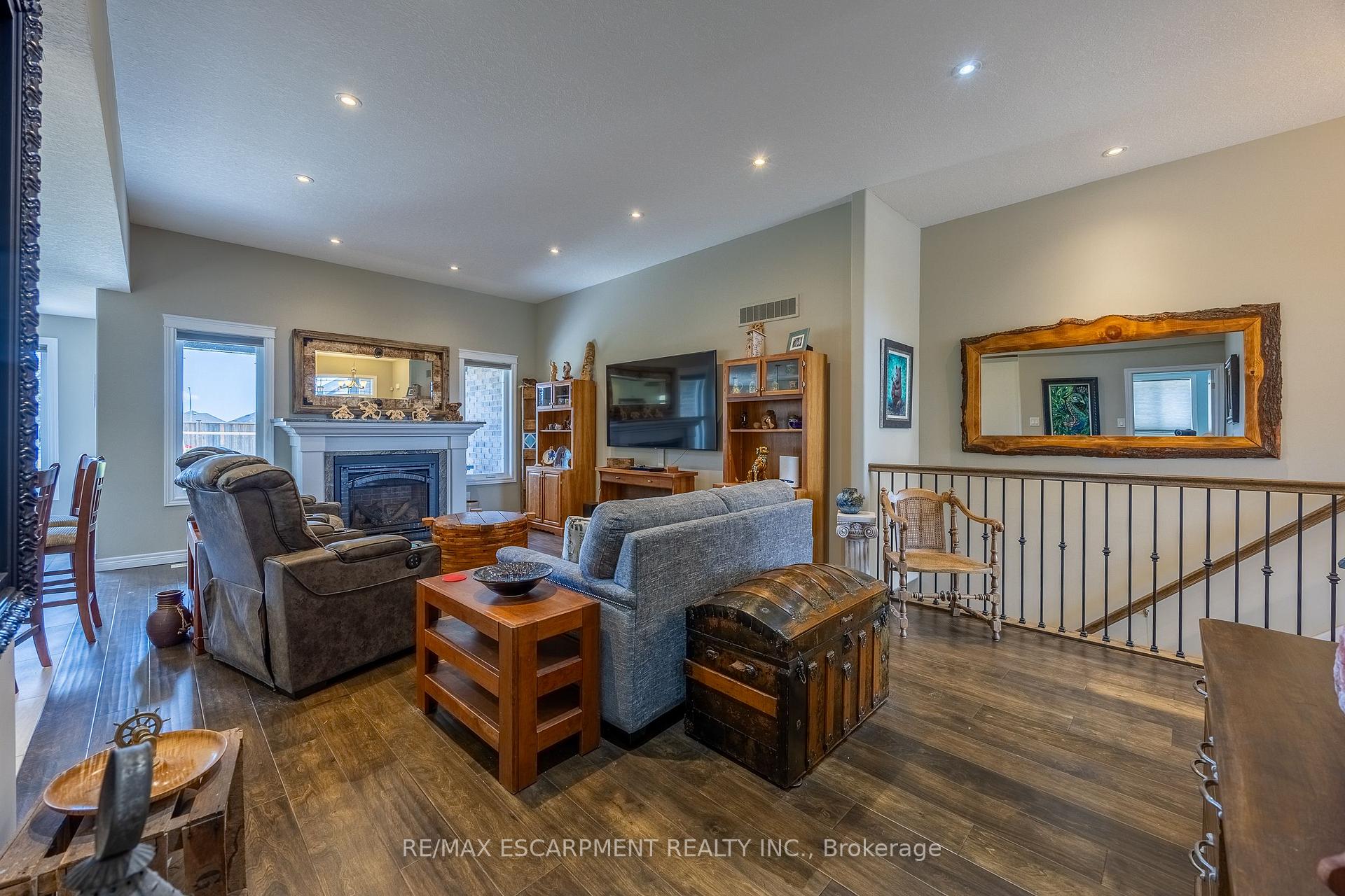 Photo 6 of 7 Stonebridge Place, Norfolk, Simcoe — HOMEH