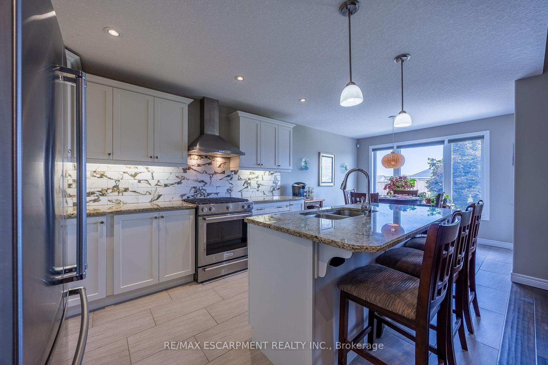 Photo 7 of 7 Stonebridge Place, Norfolk, Simcoe — HOMEH