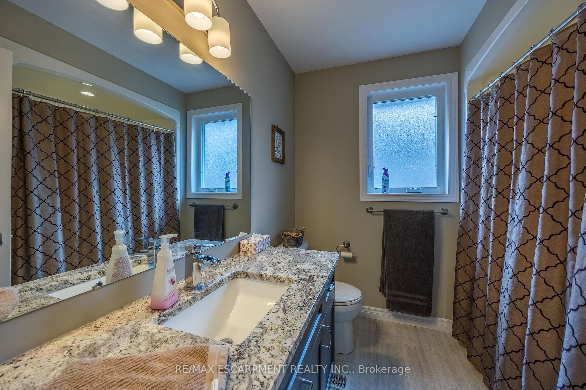 Photo 17 of 7 Stonebridge Place, Norfolk, Simcoe — HOMEH