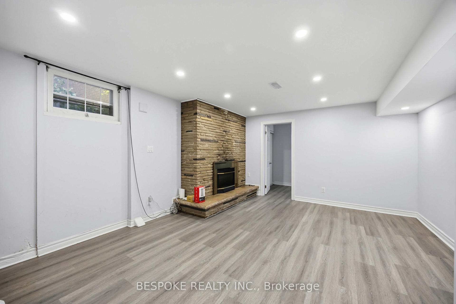 Photo 4 of Unit Bsmt, 33 Combermere Drive, North York, Parkwoods-Donalda — HOMEH