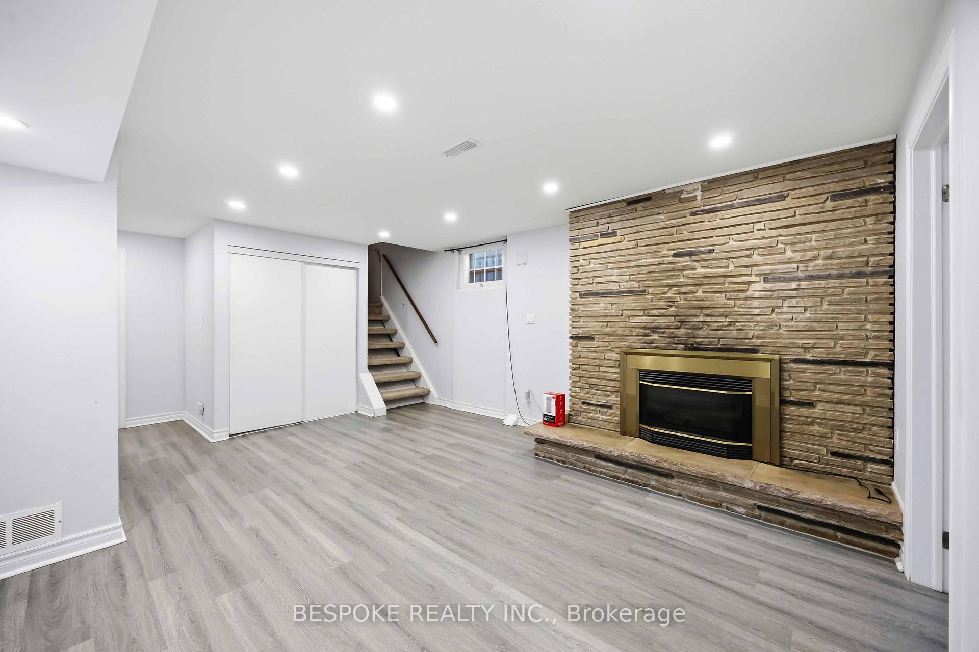 Photo 5 of Unit Bsmt, 33 Combermere Drive, North York, Parkwoods-Donalda — HOMEH