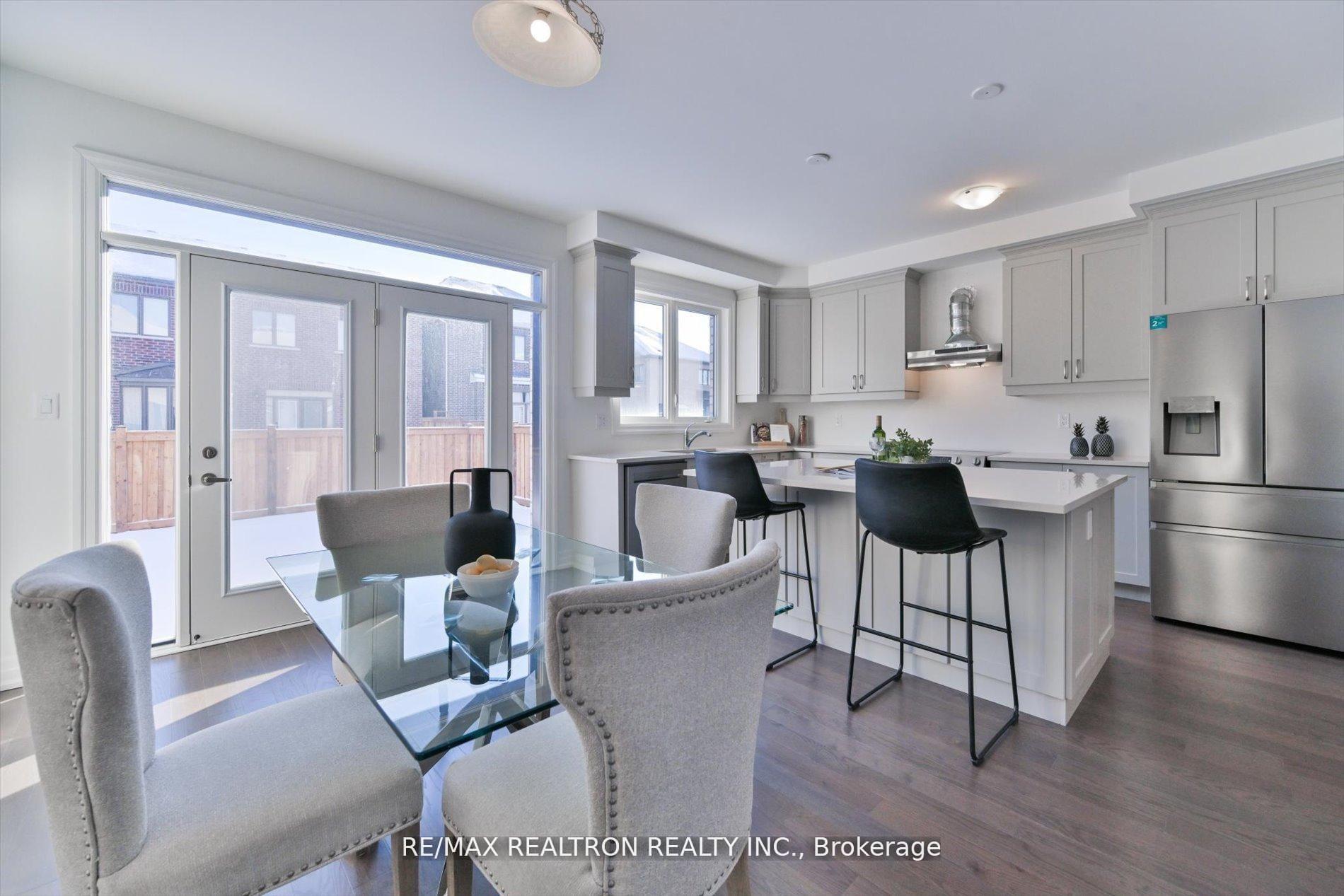 Photo 15 of 2858 Foxden Square, Pickering, Rural Pickering — HOMEH