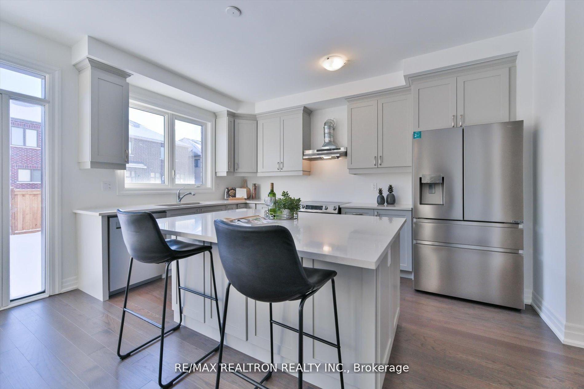 Photo 16 of 2858 Foxden Square, Pickering, Rural Pickering — HOMEH