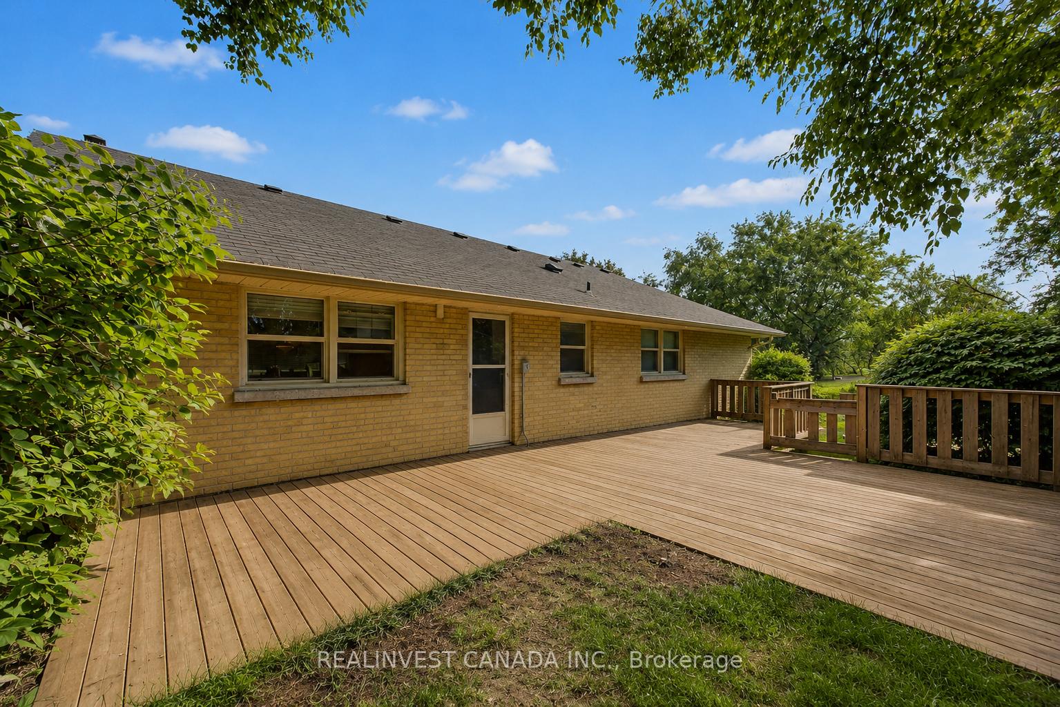 Photo 17 of 918 Pinecrest Road, Oshawa, Pinecrest — HOMEH