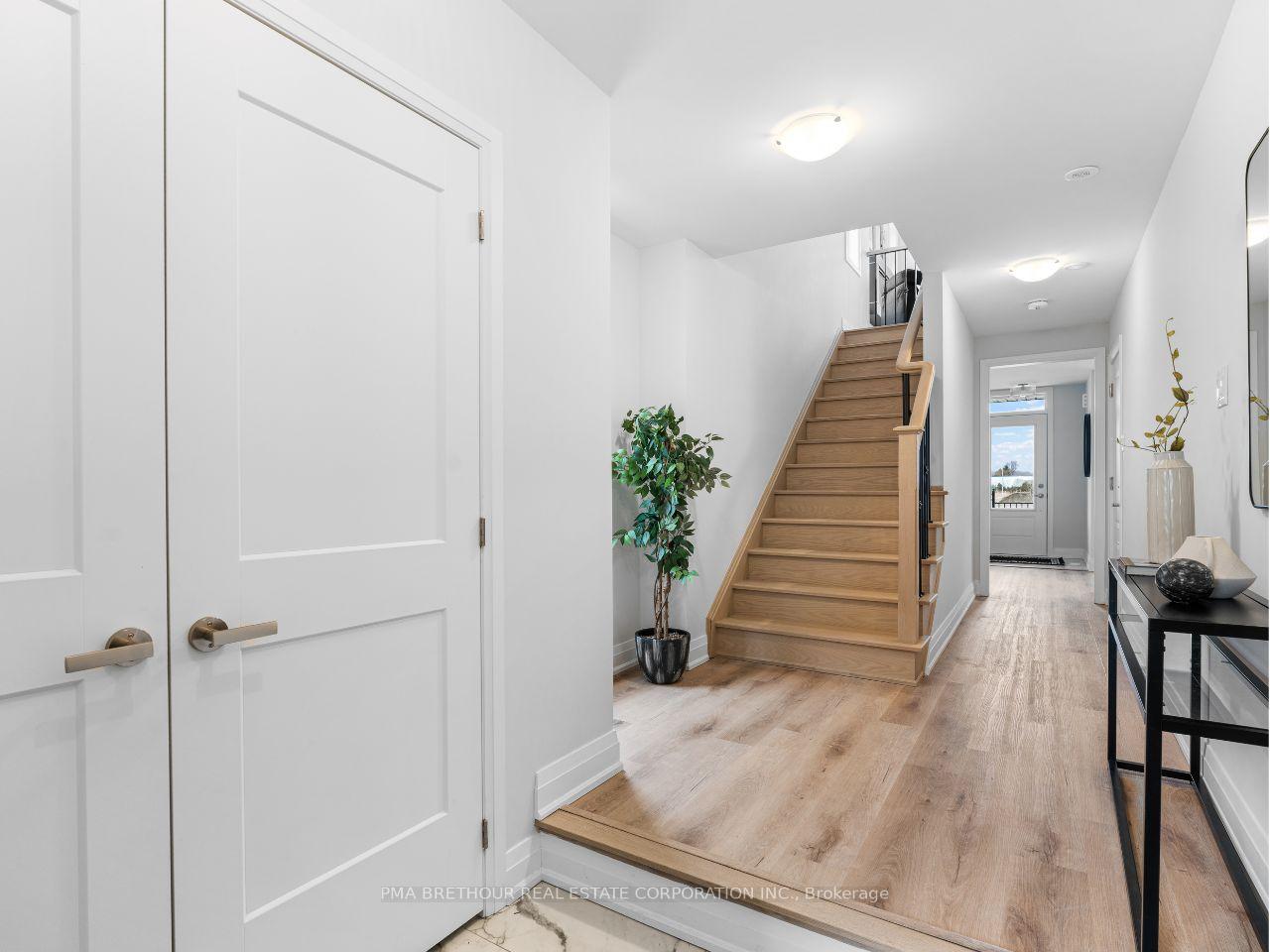 Photo 11 of 21 Lounts Lane, Markham, Cornell — HOMEH