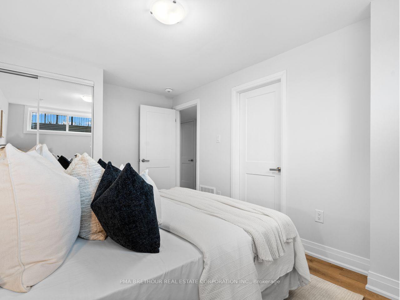 Photo 39 of 21 Lounts Lane, Markham, Cornell — HOMEH