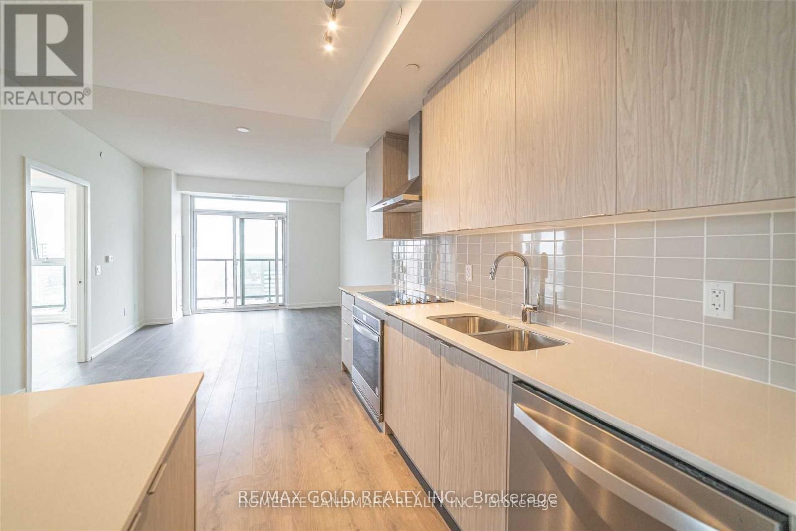 Photo 16 of Unit 903, 55 Duke Street W, Kitchener, City Commercial Core — HOMEH