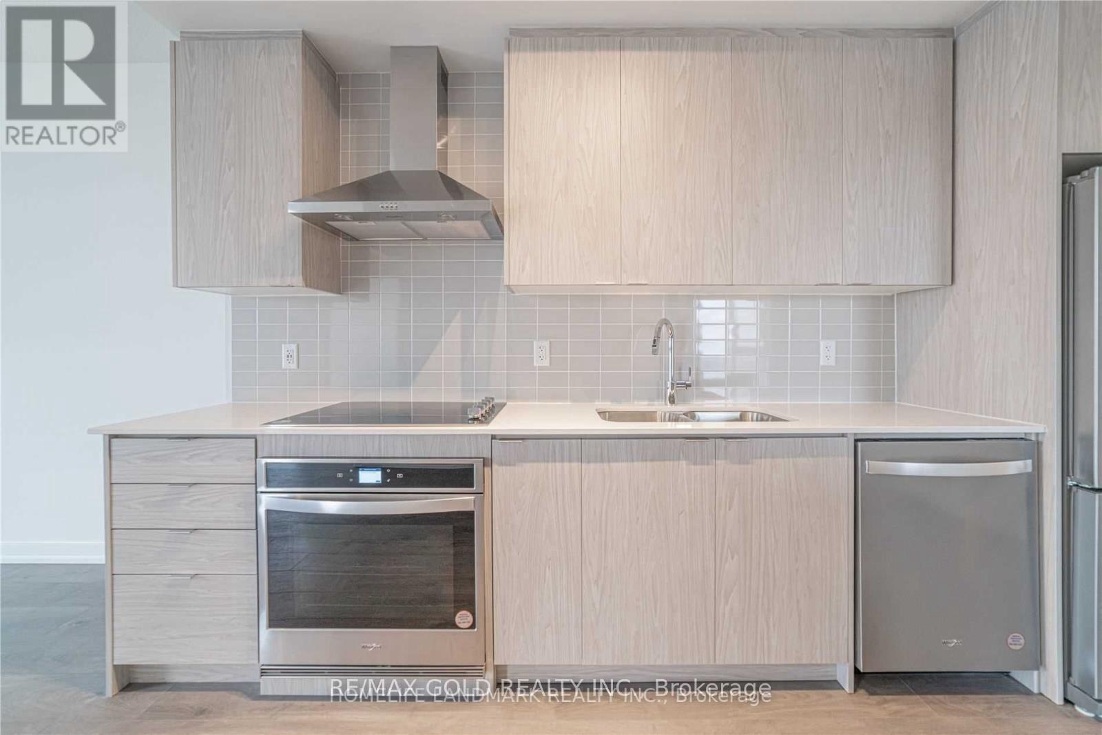 Photo 20 of Unit 903, 55 Duke Street W, Kitchener, City Commercial Core — HOMEH