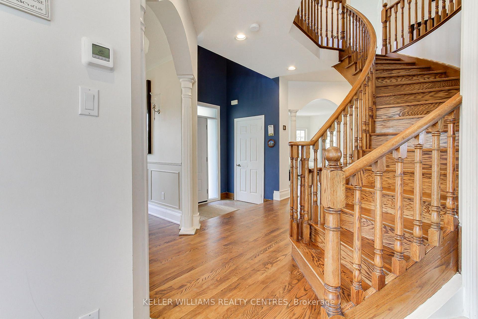 Photo 7 of 276 Ridge Road, Aurora, Aurora Estates — HOMEH
