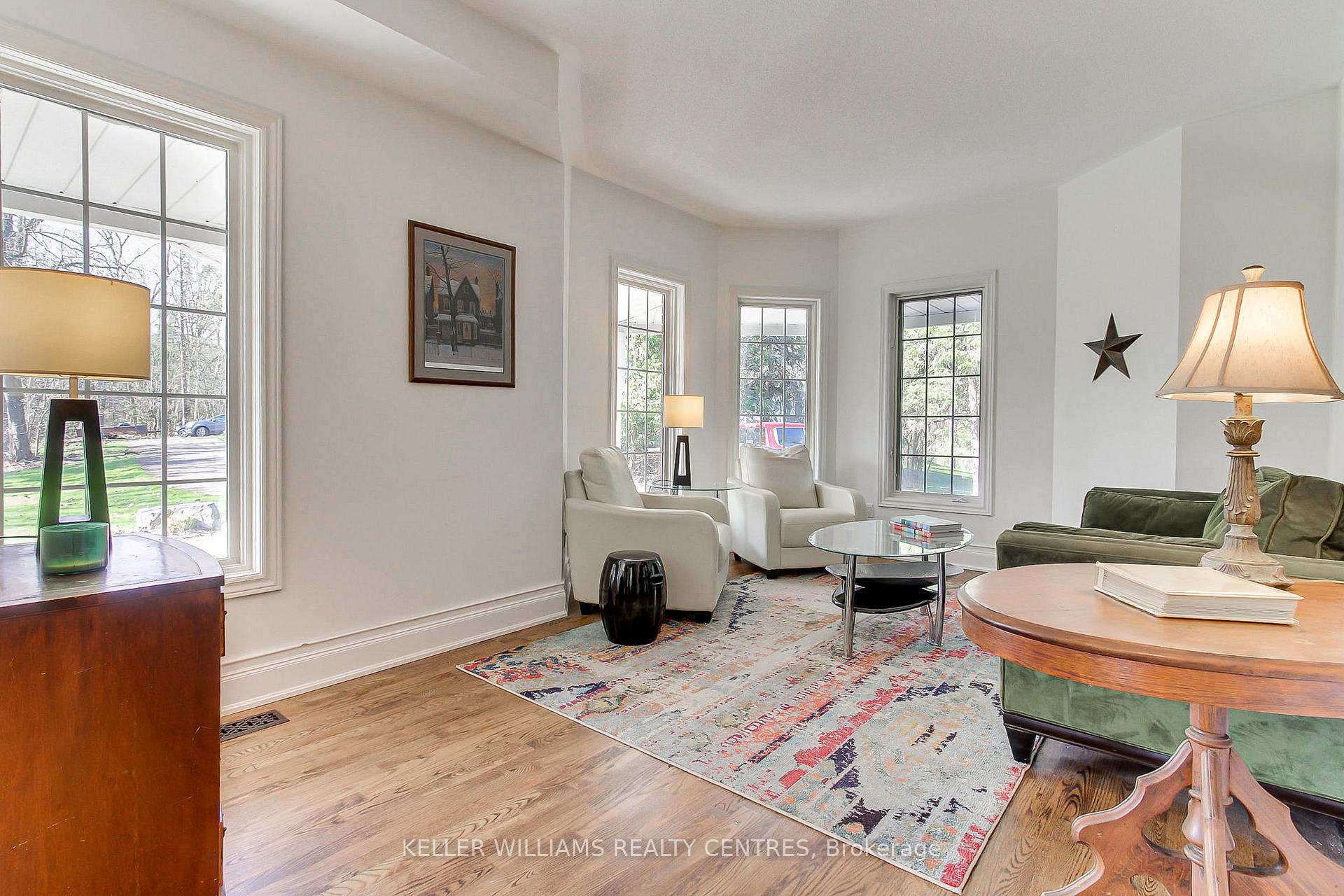 Photo 8 of 276 Ridge Road, Aurora, Aurora Estates — HOMEH