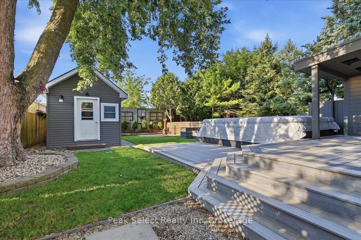 Photo 33 of 191 Maple Avenue, Stratford — HOMEH