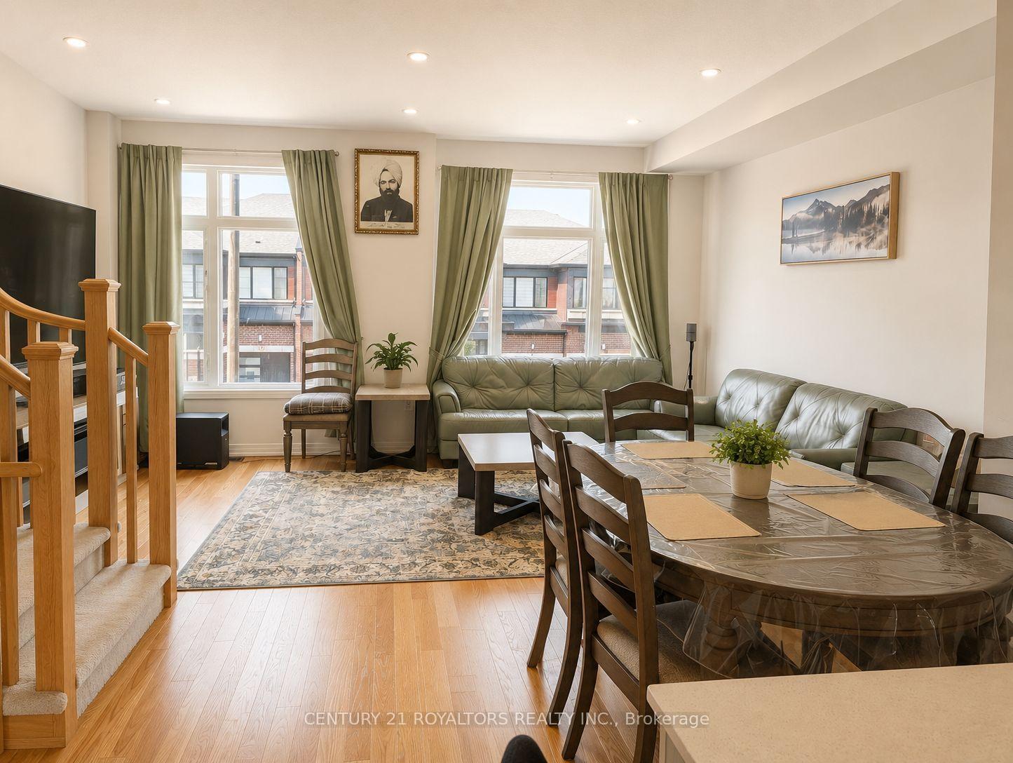 Photo 7 of Unit 30, 400 Newman Drive, Cambridge, Westview — HOMEH
