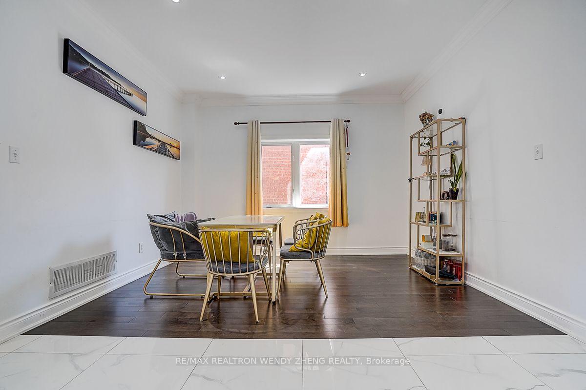 Photo 5 of Unit Main, 46 Clifton Court, Markham, Middlefield — HOMEH