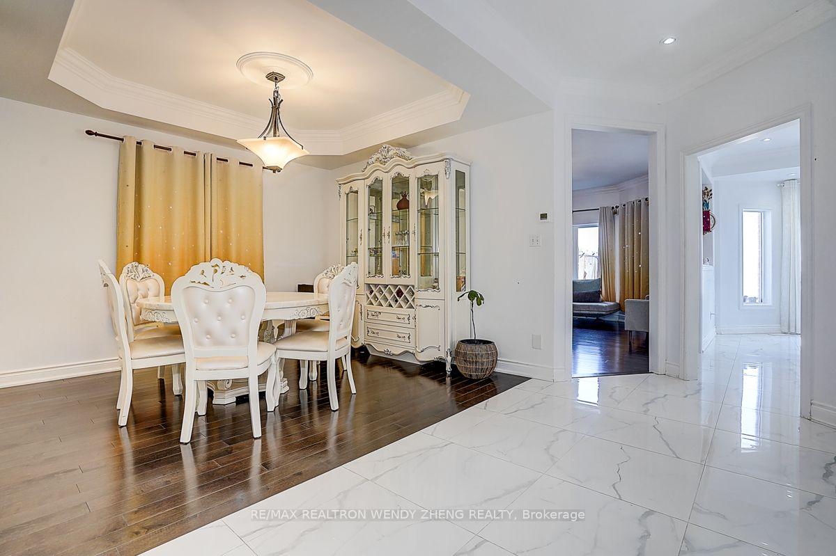 Photo 10 of Unit Main, 46 Clifton Court, Markham, Middlefield — HOMEH