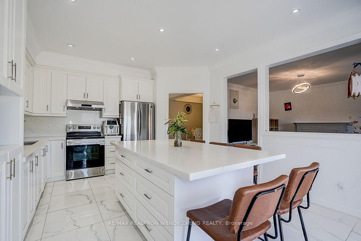 Photo 21 of Unit Main, 46 Clifton Court, Markham, Middlefield — HOMEH