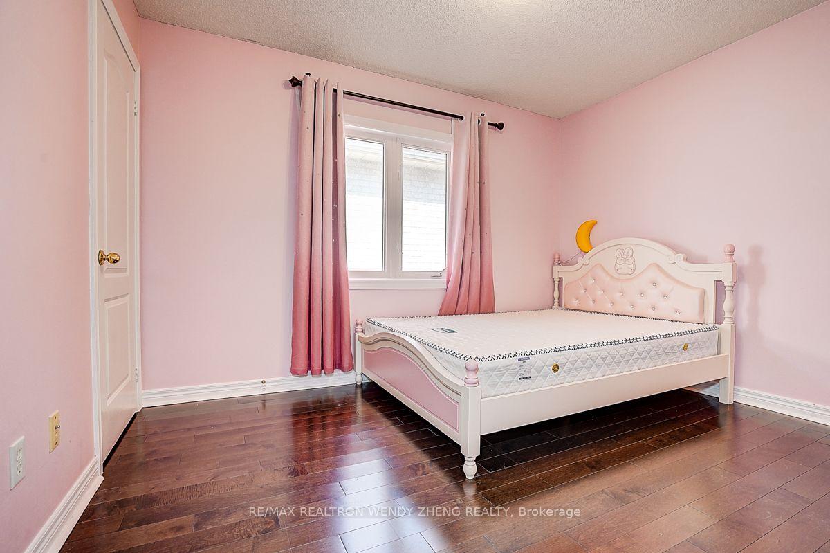 Photo 34 of Unit Main, 46 Clifton Court, Markham, Middlefield — HOMEH