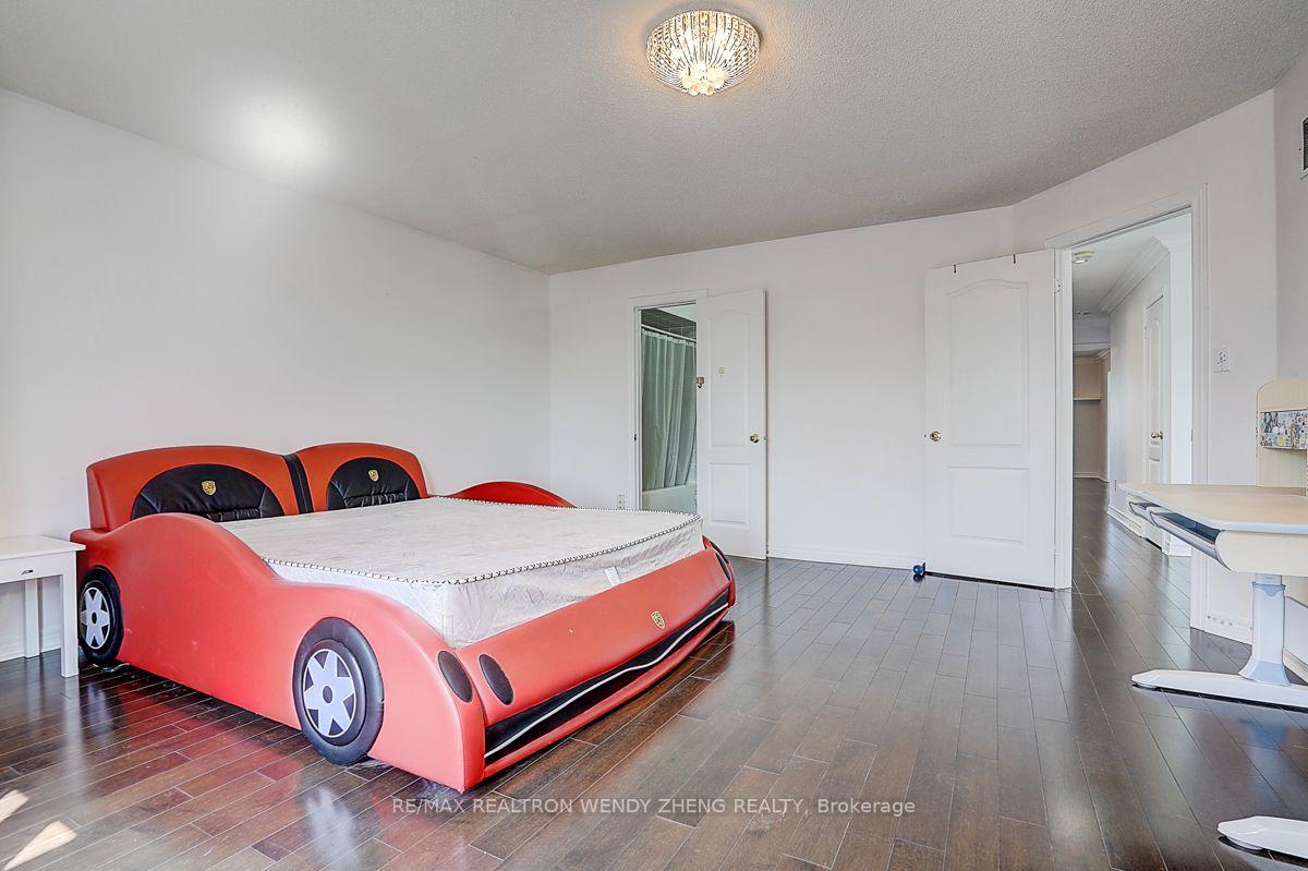 Photo 39 of Unit Main, 46 Clifton Court, Markham, Middlefield — HOMEH