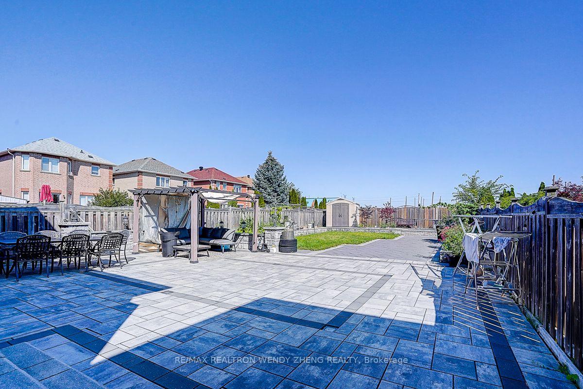 Photo 43 of Unit Main, 46 Clifton Court, Markham, Middlefield — HOMEH