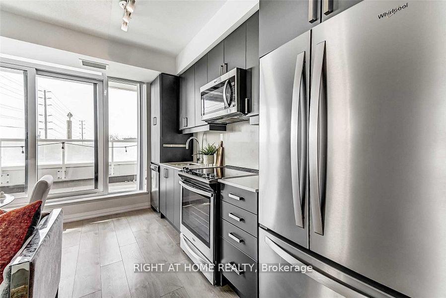 Photo 2 of Unit 213, 7895 Jane Street, Vaughan, Concord — HOMEH