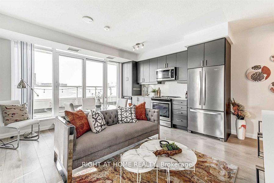 Photo 3 of Unit 213, 7895 Jane Street, Vaughan, Concord — HOMEH