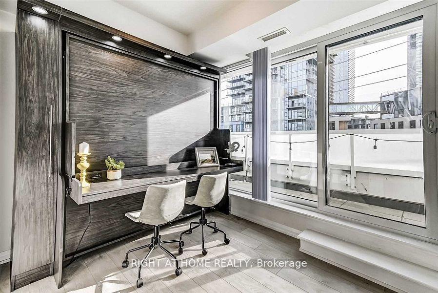 Photo 9 of Unit 213, 7895 Jane Street, Vaughan, Concord — HOMEH