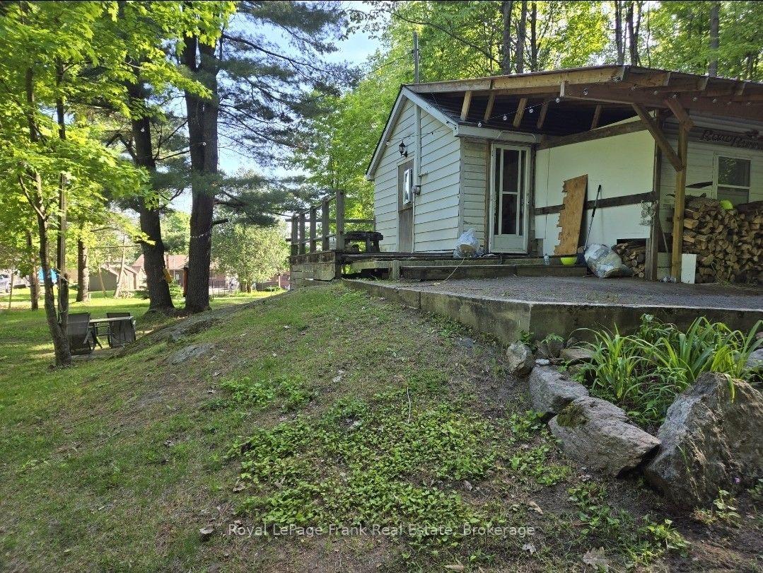 Photo 2 of 83 Powell Bay Road, Rideau Lakes, Rideau Lakes (South Crosby) Twp — HOMEH