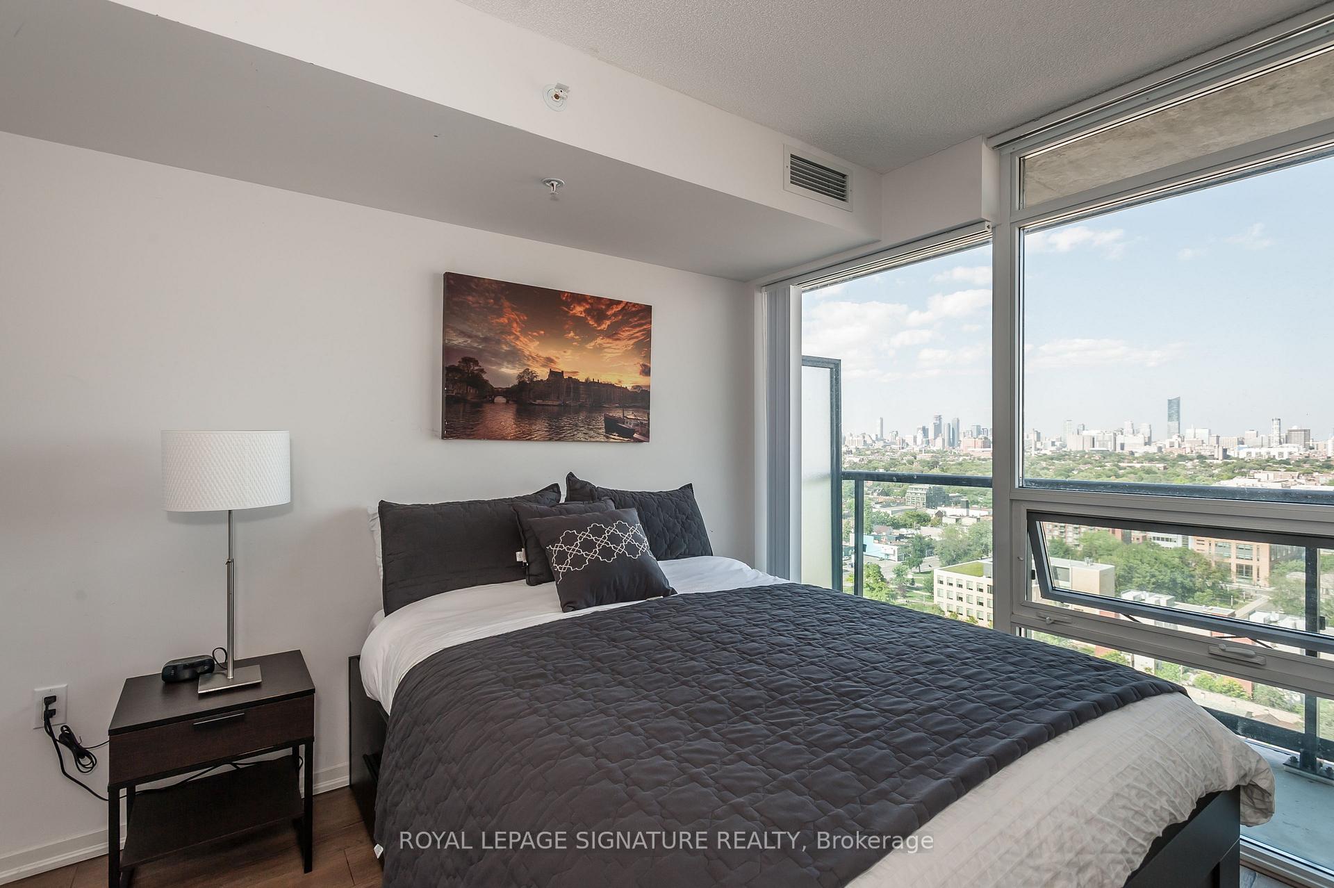 Photo 3 of Unit 2217E, 36 Lisgar Street, Toronto, Little Portugal — HOMEH