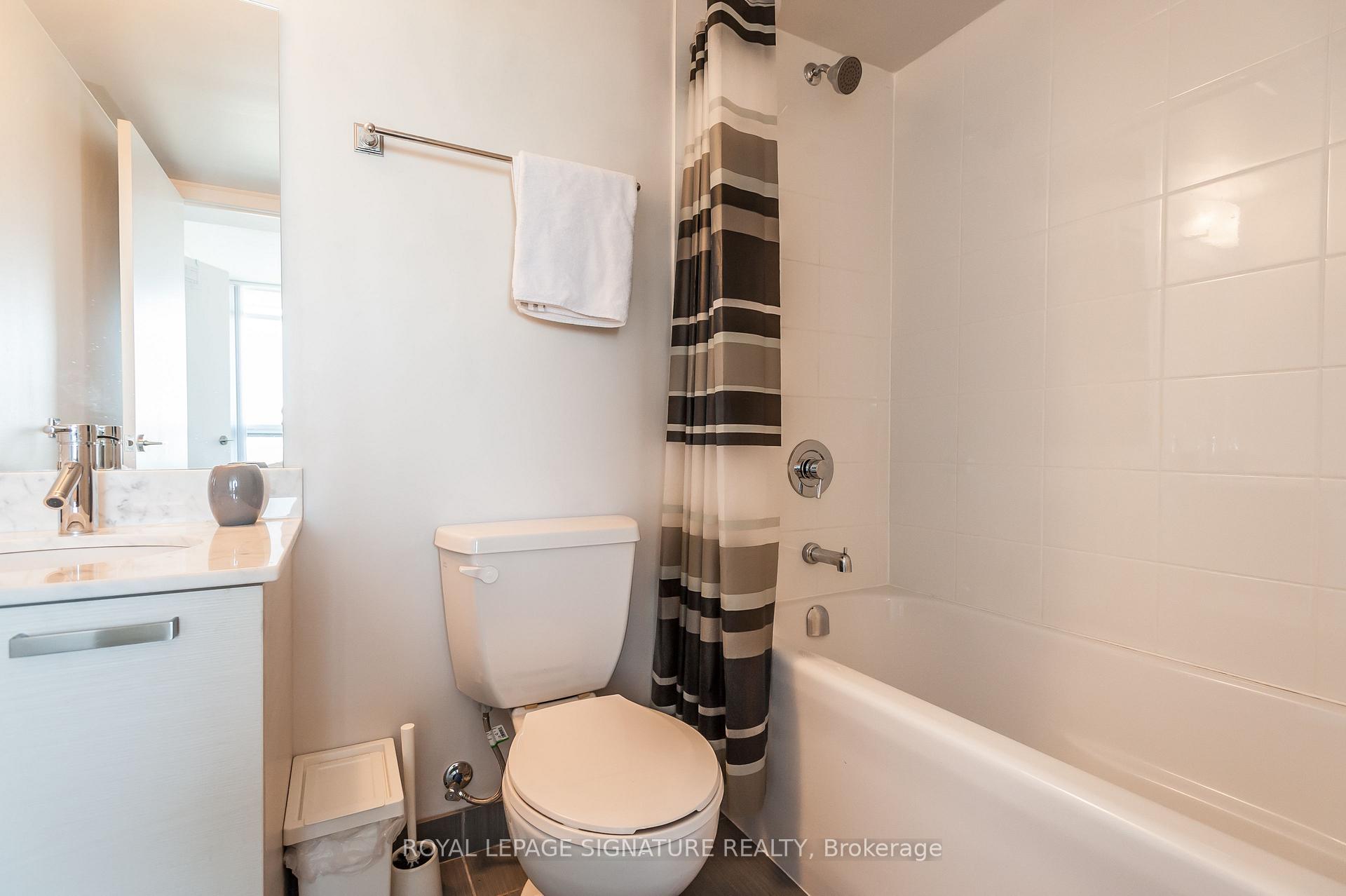 Photo 10 of Unit 2217E, 36 Lisgar Street, Toronto, Little Portugal — HOMEH